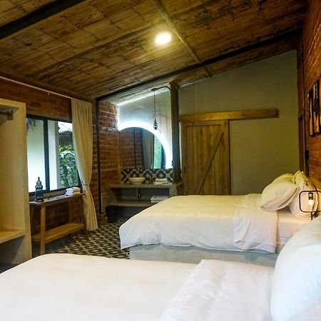 Pacha Eco Lodge Glamping & Hotel Archidona Bagian luar foto