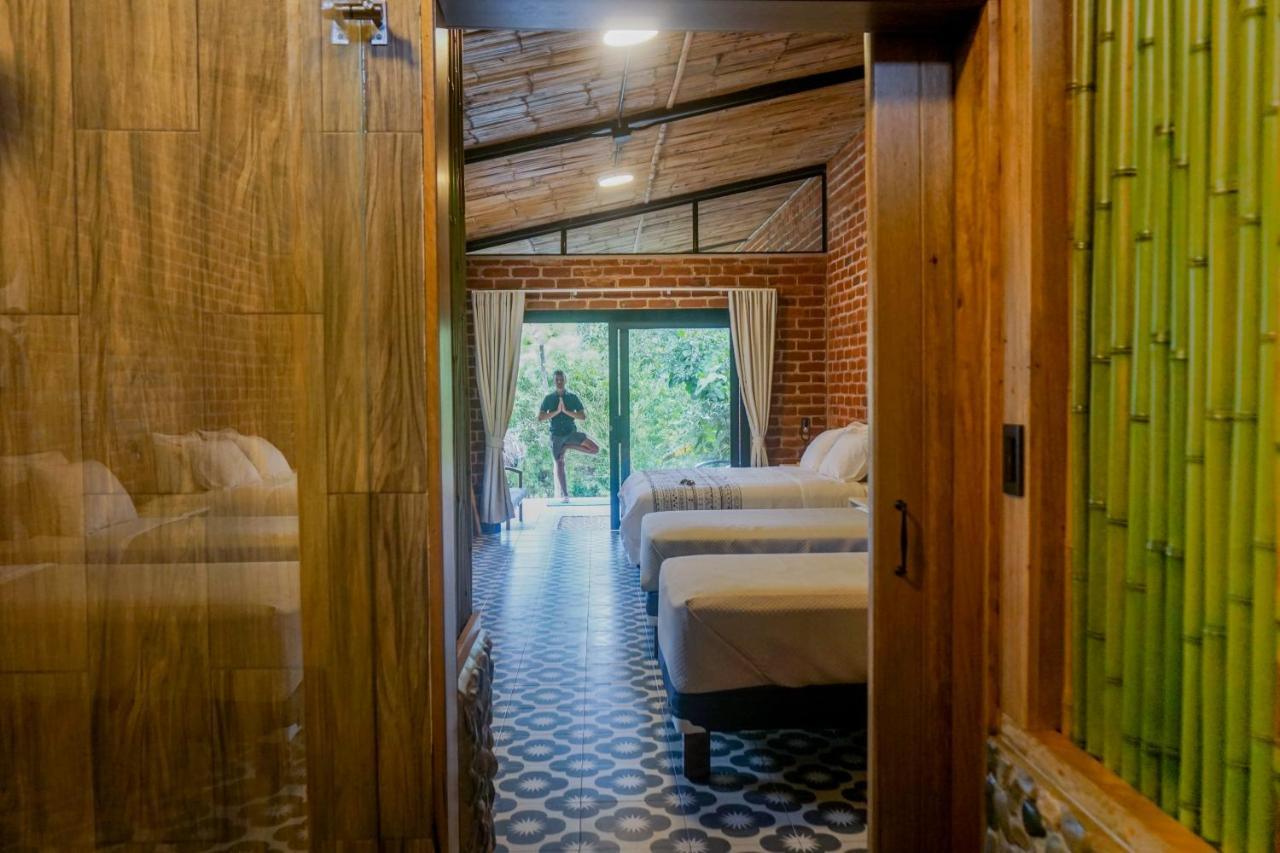 Pacha Eco Lodge Glamping & Hotel Archidona Bagian luar foto